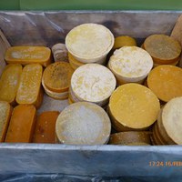 over 100 kg voks klar.JPG