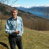 Usikt frå Hello over Ytre Ålvik